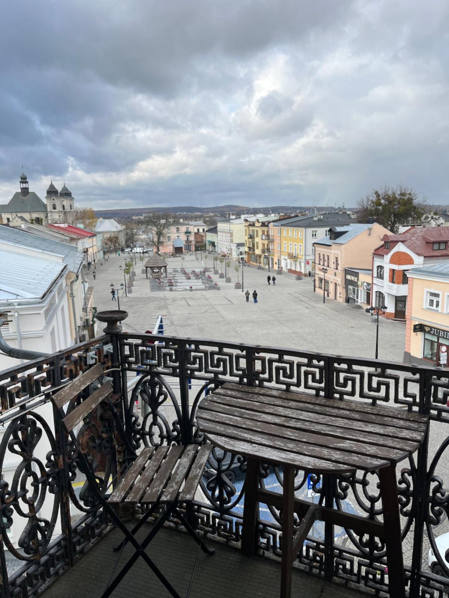 Apartamenty Luczkowskiego Z Widokiem Na Studnie 4 Chełm Esterno foto